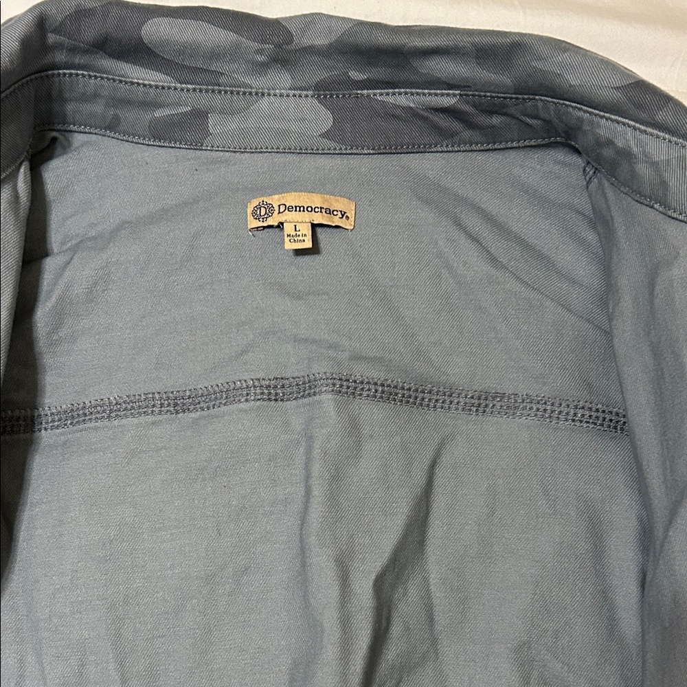 Democracy Gray Camouflage Jacket - Picture 5 of 7